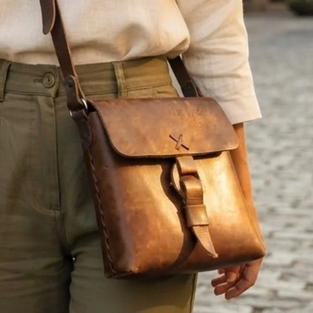 Hecho en Mexico Brown Leather Crossbody Bag Handmade Messenger Flap Satchel
